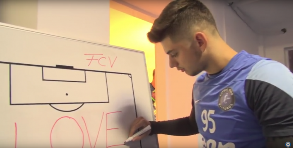 VIDEO Isteria Mannequin Challenge si in Romania! Pustii de la Academia Hagi au INGHETAT in vestiar! Cum au fost surprinsi