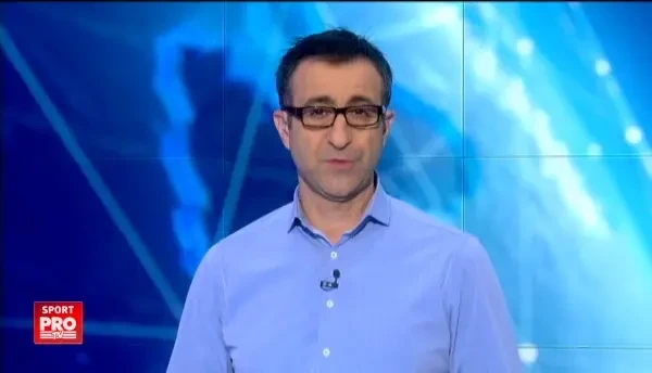 Isi alina dorul cu miile de poze si postere pe care le are. Un suporter rapidist, de o varsta cu echipa, si-a transformat casa in muzeu. VIDEO