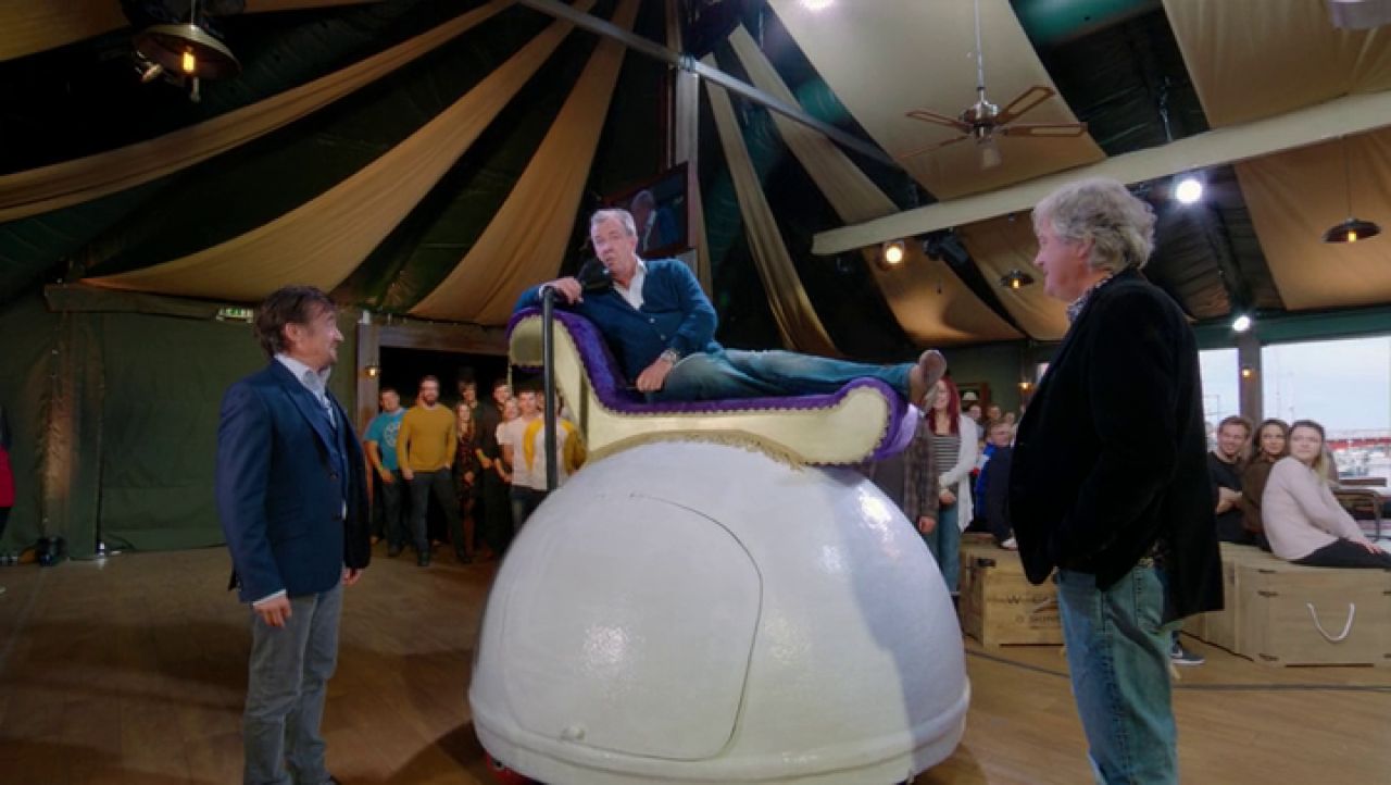 Jeremy Clarkson i-a ironizat pe imigrantii romani din Marea Britanie in noua emisiune: