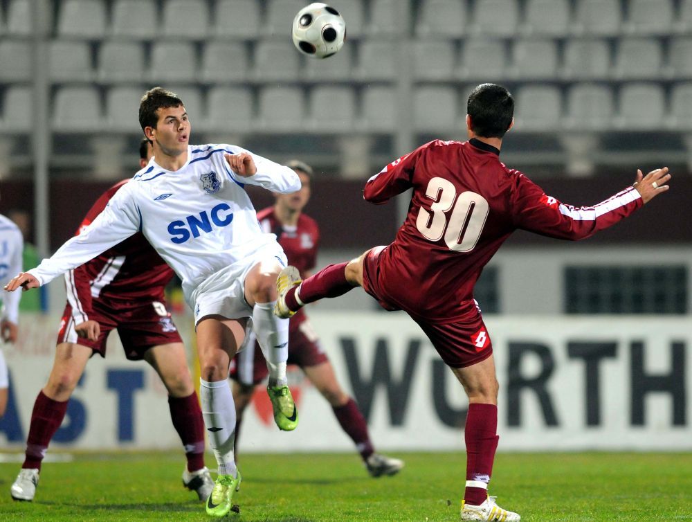 Riscurile unui pariu de milioane de euro: 7 imagini SIMBOL cu omul adus de Becali sa betoneze atacul Stelei | Ce cifre horror avea Alibec pana sa ajunga la Astra_3