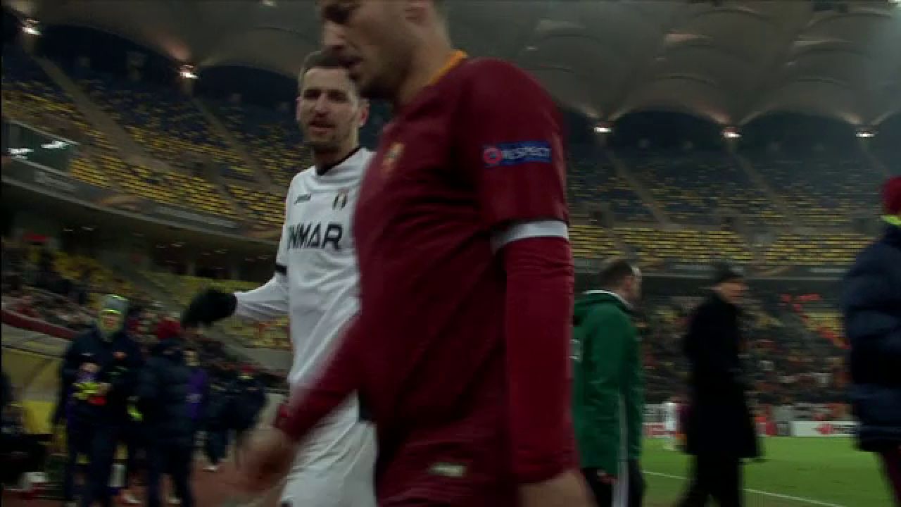 Lovin a fugit mai tare ca pe Giulesti! Cum a reusit sa obtina tricoul lui Totti dupa calificarea istorica a Astrei! VIDEO_3