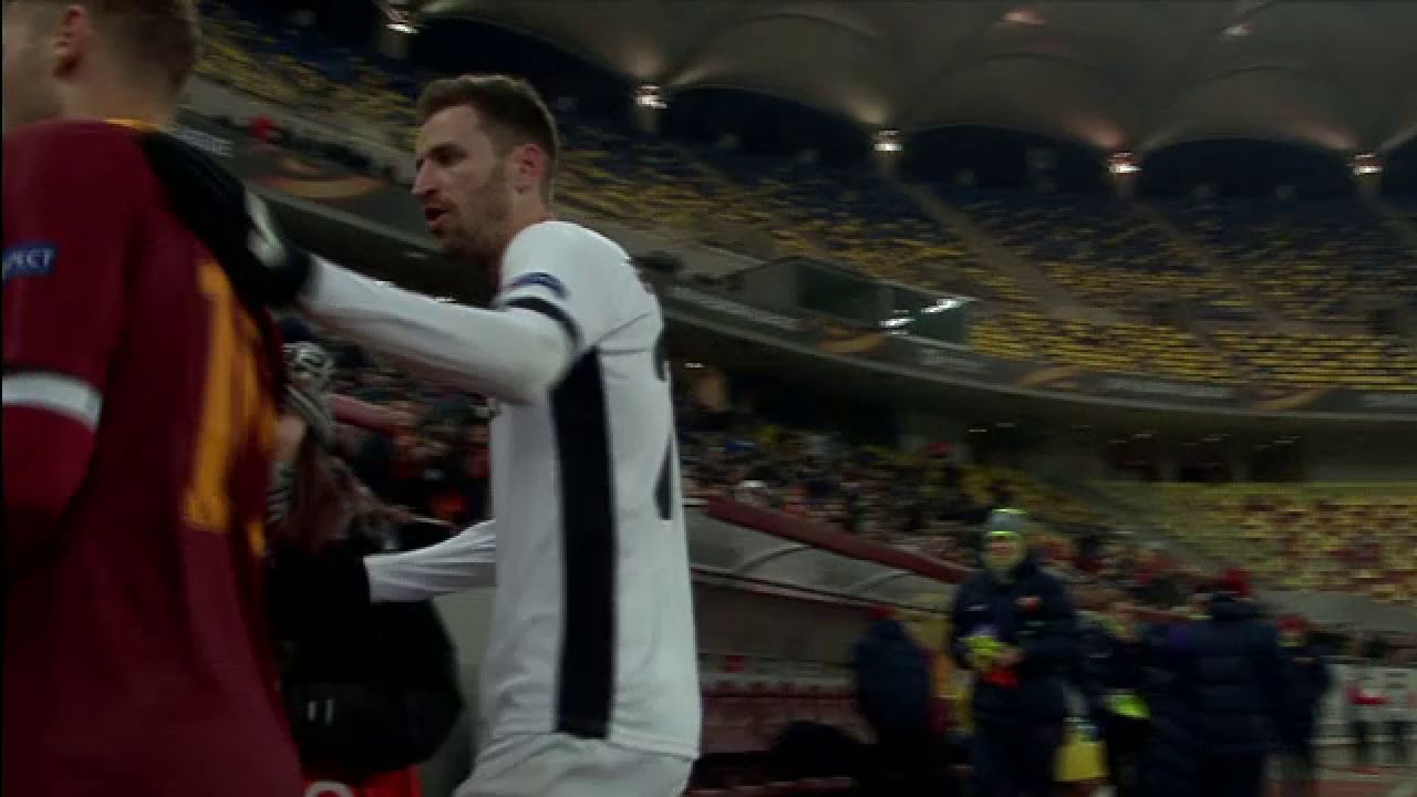 Lovin a fugit mai tare ca pe Giulesti! Cum a reusit sa obtina tricoul lui Totti dupa calificarea istorica a Astrei! VIDEO_4