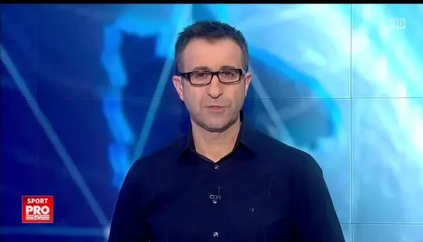 Mos Craciun tine cu Rapid... si Dinamo! Imagini de senzatie la inaugurarea patinoarului de pe hotelul lui George Copos