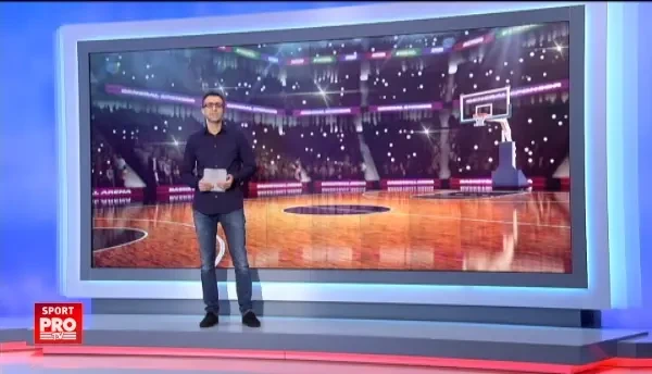 Alexandra Stan, vedeta la All Star Game-ul Romaniei la baschet! Cum l-a ajutat pe un american sa dea cel mai spectaculos slam :)