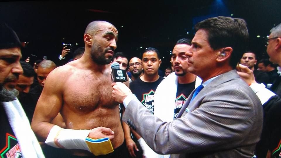 Diagnostic SOC pentru Badr Hari, dupa meciul controversat cu Rico.&nbsp;Ce i-a spus doctorul la spital, dupa ce s-a uitat la mana lui