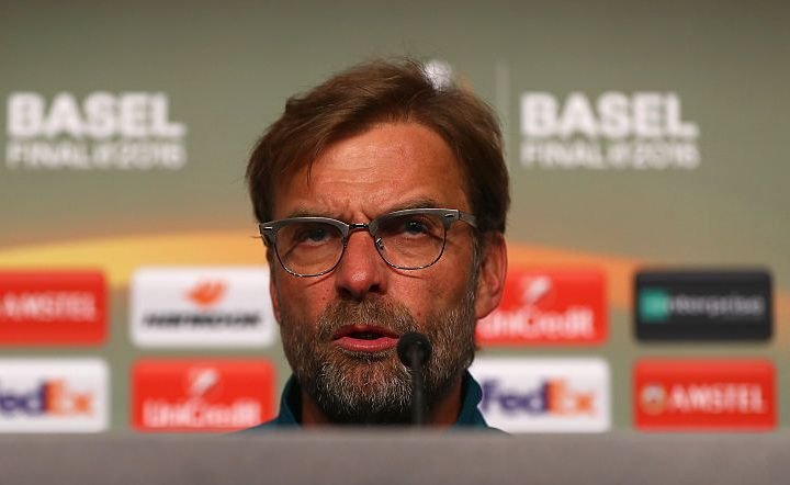 Conflictul Reghe-Balint in Premier League! Klopp e in rol de Reghecampf: Sa nu ne mai dea Gary Neville lectii la TV!