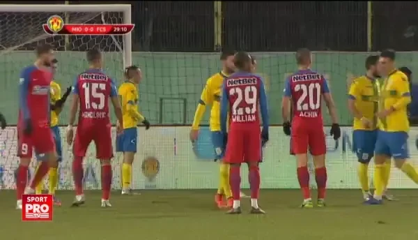Mioveni 0-0 Steaua, min 30. Sansa de gol pentru Steaua