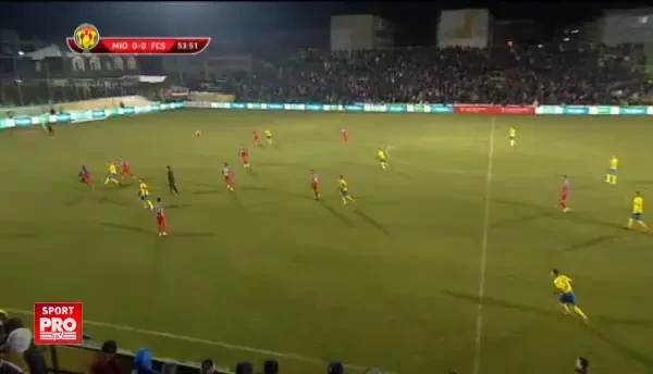 Mioveni 0-0 Steaua, min 55. Ratare Staicu