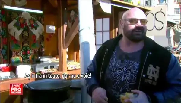 Si-a speriat si bunica! Cate sarmale a mancat Sandu Lungu atunci cand avea 5 ani :) VIDEO