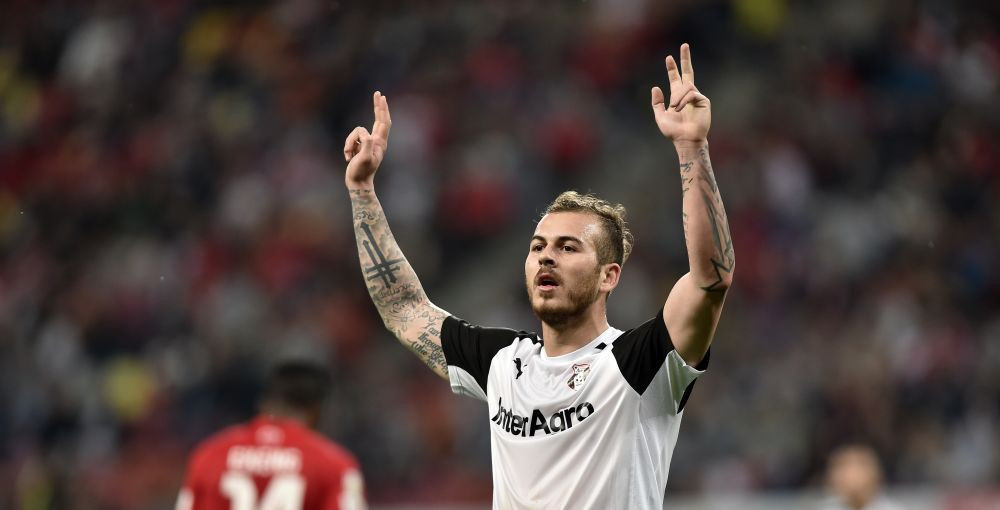 Asta va fi marea provocare a lui Reghe! Problema pe care antrenorul Stelei ar putea sa o aiba cu Alibec