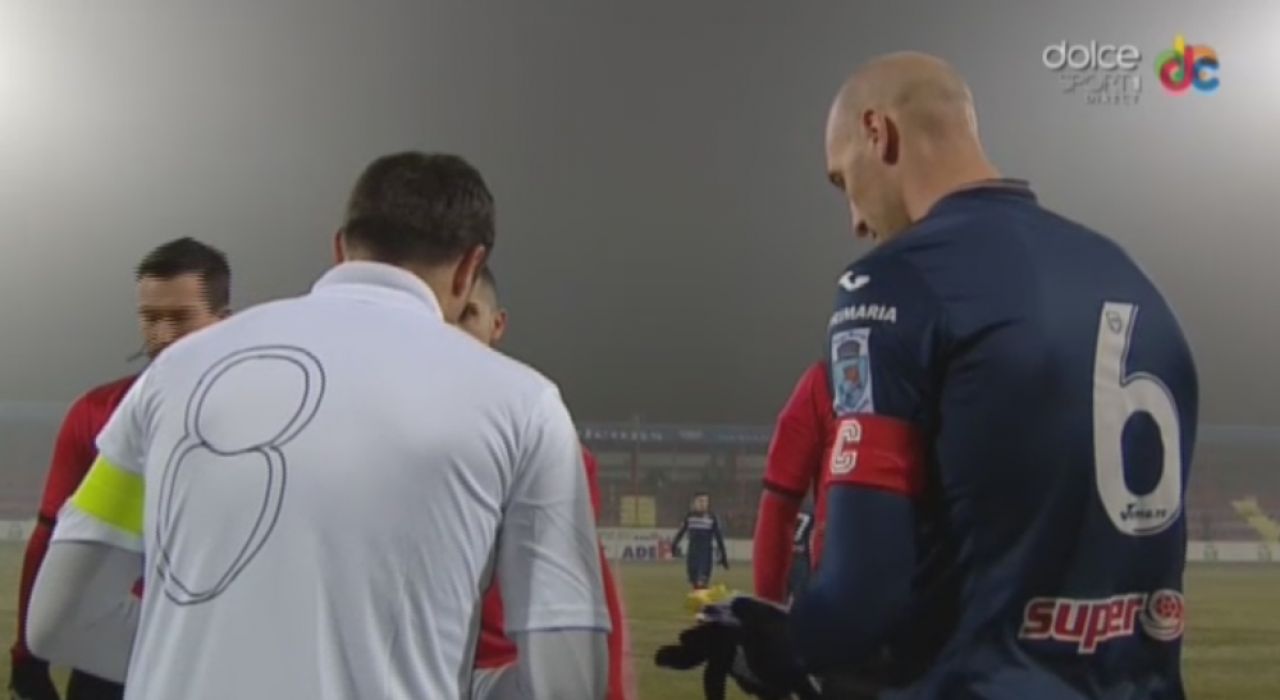 ASA 2-4 ACS Poli | Meci ca-n Viata Satului: gazon deplorabil si numere scrise cu carioca pe tricouri :)_2