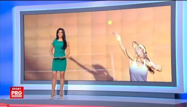 Frumoasa si Bestia, pe strazile din Bucuresti. Cum intoarce Sorana Carstea toate privirile. VIDEO