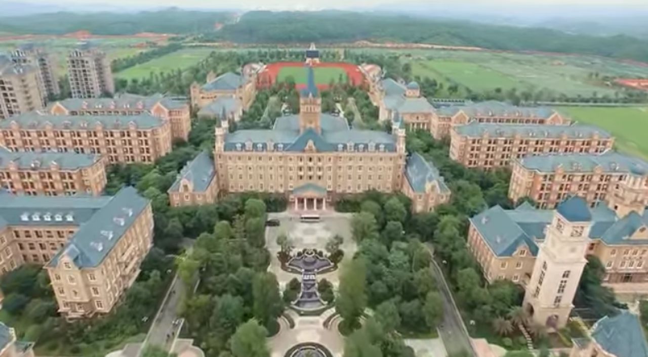 Chinezii au construit