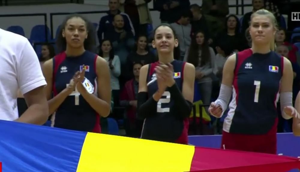 Sunt mandra ca port tricoul Romaniei! Noua senzatie din voleiul romanesc are tata african si mama romanca