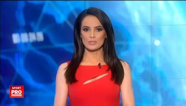 A dat dansurile si gimnastica pe haltere si a ajuns dubla campioana europeana la doar 16 ani