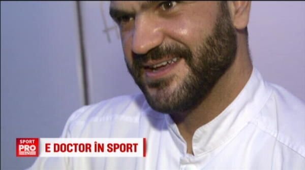 Medicul stomatolog care le SCOATE dintii adversarilor! S-a apucat de box, dupa ce a facut ciclism! VIDEO