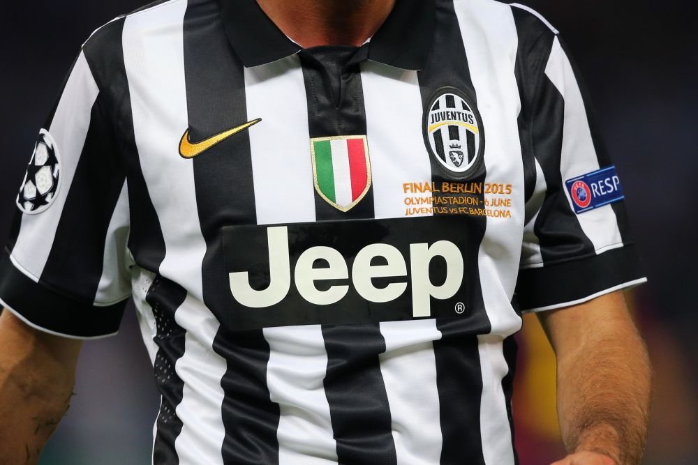 Fanii lui Juve vor mai avea un soc, dupa ce clubul si-a prezentat noul logo. Cum vor arata echipamentele_4