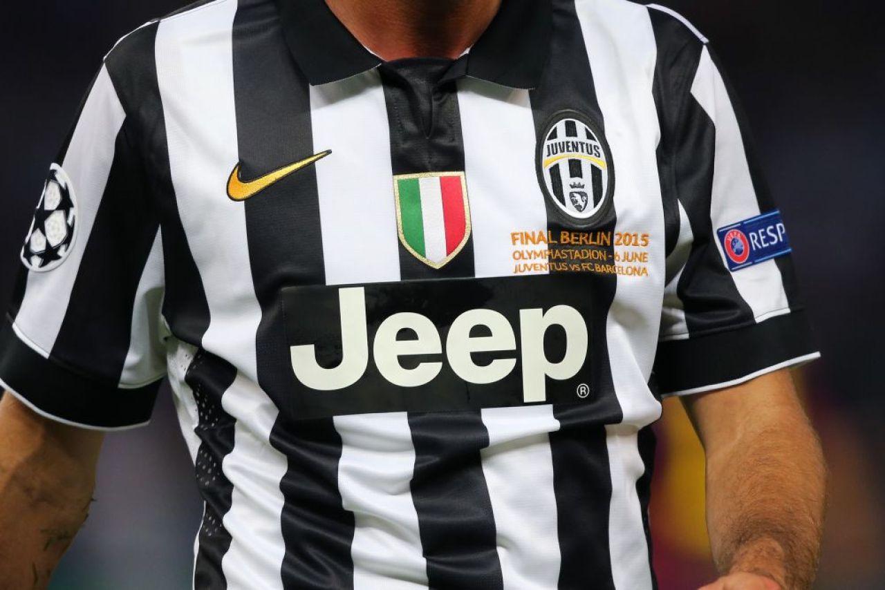 Fanii lui Juve vor mai avea un soc, dupa ce clubul si-a prezentat noul logo. Cum vor arata echipamentele_4