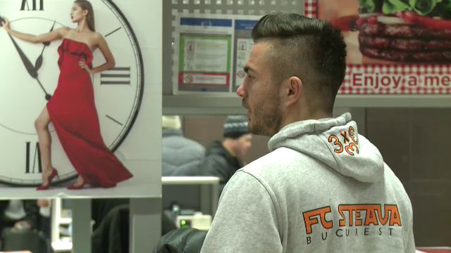 SURPRIZE la plecarea de azi a Stelei in cantonament. Ce jucator a aparut si cu ce freza a venit Gnohere. FOTO_1
