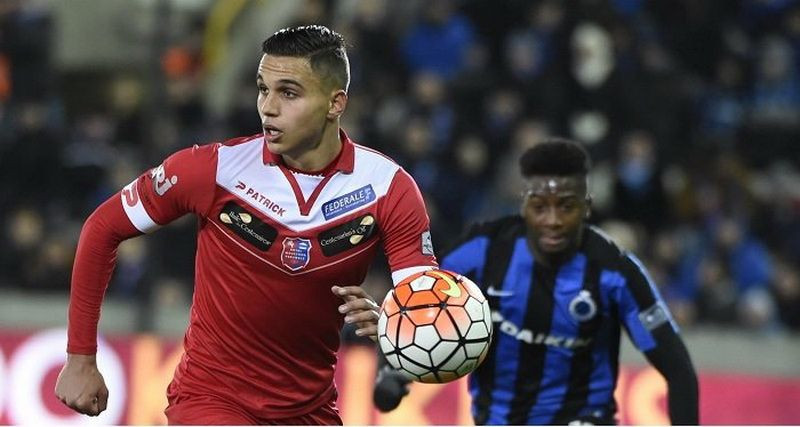 Mutarea lui Manea la Steaua a picat. Jucatorul a fost exclus din lot de Rednic din cauza vietii extrasportive