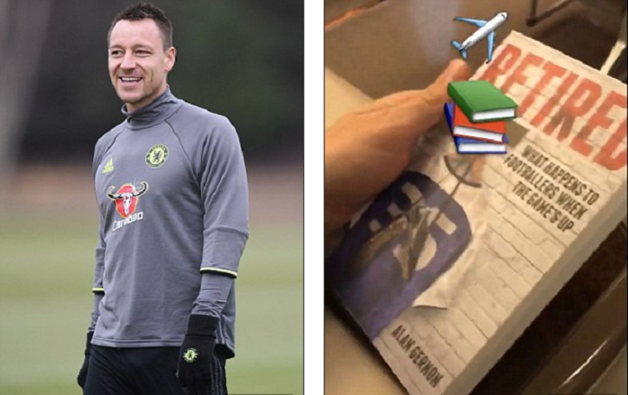 Foarte tare! Ce carte citea John Terry azi in avion, in drum spre Liverpool! Meci de titlu la ora 22:00_2