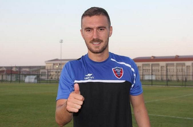 EXCLUSIV | Au fost 5 doar pentru cateva ore! Karabuk l-a luat pe Papp, dar l-a dat afara pe Alexe