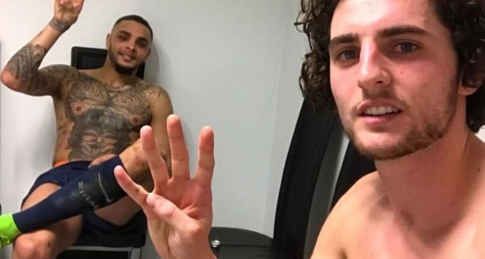 Imagini senzationale din vestiarul lui PSG dupa ce au distrus-o pe Barca. Cum au sarbatorit. VIDEO_3