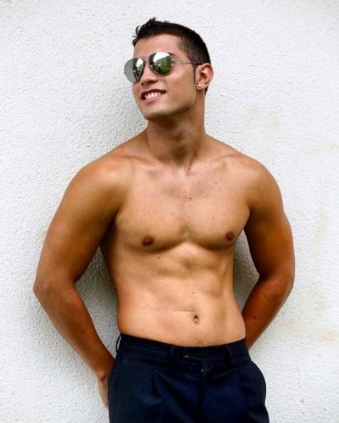 Povestea omului al carui job este sa fie CLONA lui Cristiano Ronaldo! Crezi ca poti sa faci diferenta?_2