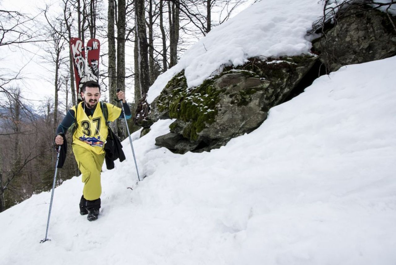 130 de rideri iau cu asalt Masivul Oslea pe 25 Februarie_4