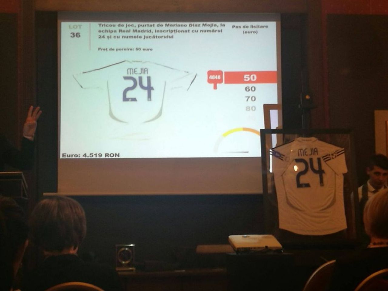 Marca si palmaresul Otelului s-au DAT cu 10 000 de euro. A venit si TALPAN la licitatie! Ce a cumparat_9