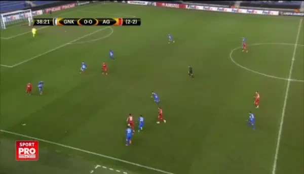 Min 39. Astra cere penalty, dupa o intrare la Junior Morais