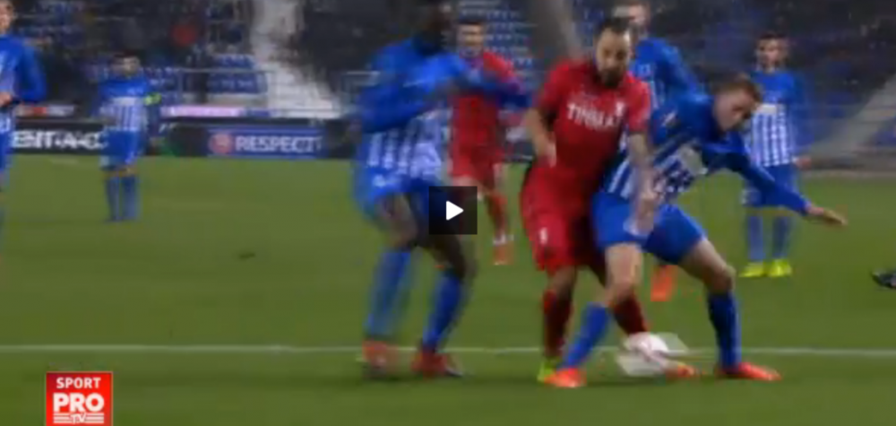 Sumudica a innebunit de nervi pe margine! Astra a cerut PENALTY la Morais! VEZI AICI FAZA