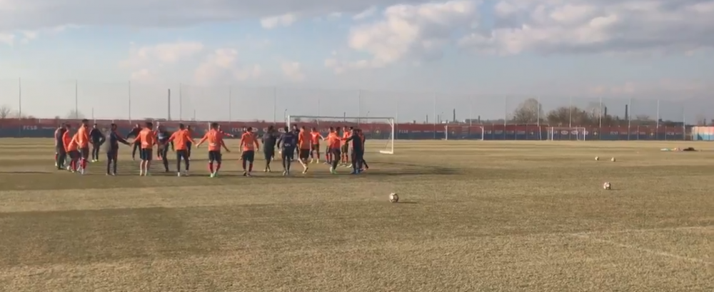 VIDEO FABULOS! ASA ceva nu s-a mai intamplat NICIODATA la Steaua! Reghe a scos BOXELE la antrenament