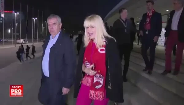 Elena Udrea, cu fularul lui Dinamo de gat. De ce va place echipa Dinamo? Raspunsul dat de fostul ministru