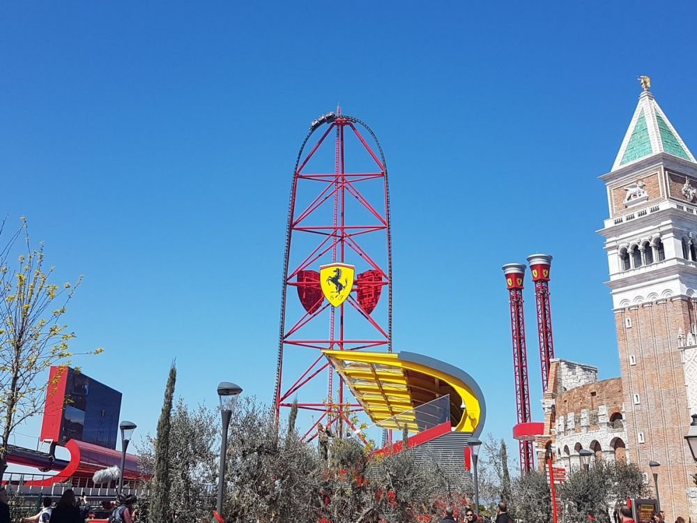 FOTO Ferrari si-a inaugurat astazi bijuteria de 100 de milioane de euro: primul parc tematic din Europa_5
