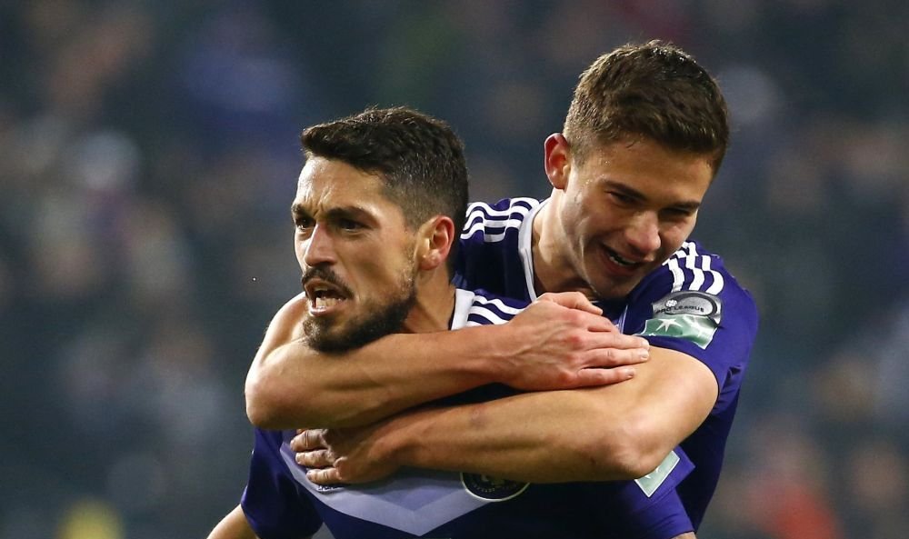 Mourinho, asediat de romani. ANDERLECHT - MAN UNITED, joi la ProTV de la 22:00