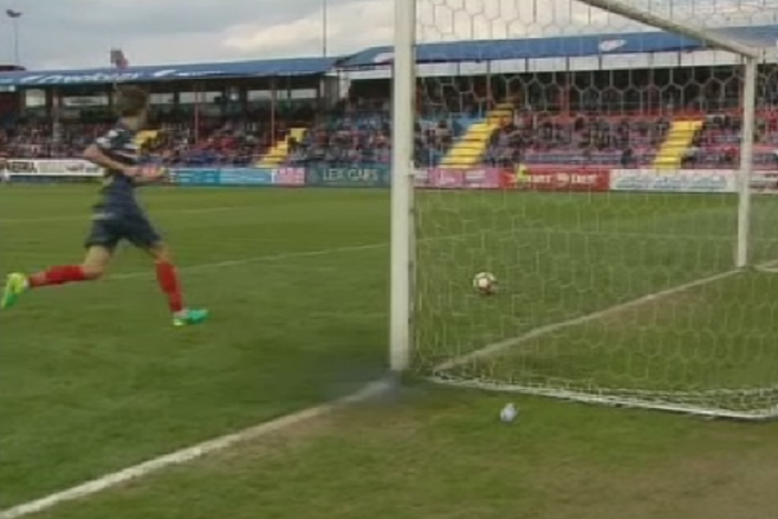 Faza rara in fotbal! Barbut a ratat cu poarta goala la Targu Mures! Cum s-a dus mingea | ASA 0-0 Timisoara_4
