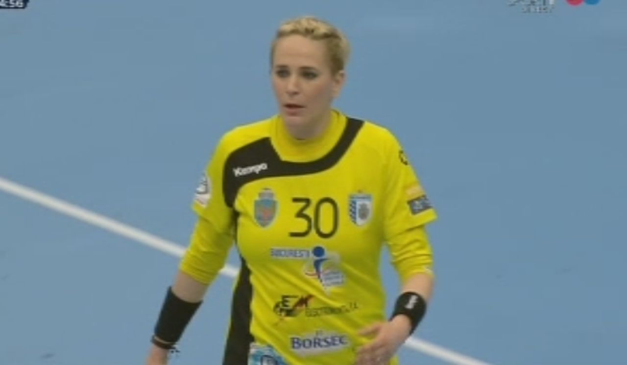 Dezvaluiri revoltatoare facute de Per Johansson, antrenorul lui CSM Bucuresti! Ce ar fi fost in paharele cu care ultrasii maghiari au aruncat in Paula Ungureanu_1