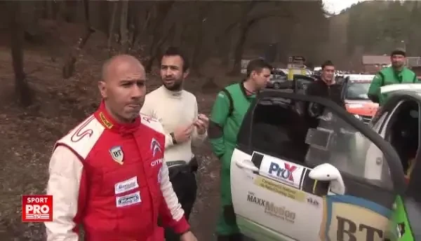 Gala MMA Brasov, LIVE la Sport.ro pe 25 aprilie! Daniel Stinghe s-a antrenat la raliuri cu Simone Tempestini