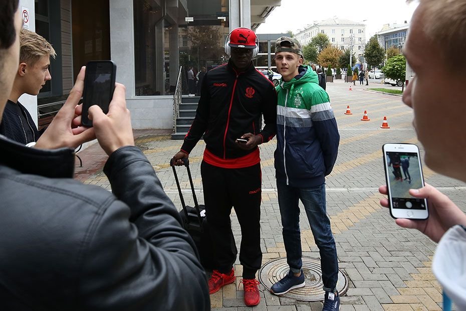 Omul care a reusit sa-l IMBLANZEASCA pe Balotelli! Un antrenor roman, secundul revelatiei Nice din Franta_15