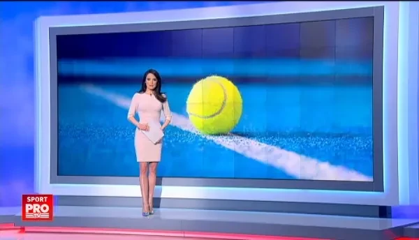 Ca asa-i in tenis! FAZA ZILEI: Un meci de tenis oprit de gemetele unui cuplu aflat in apropierea terenului :) VIDEO