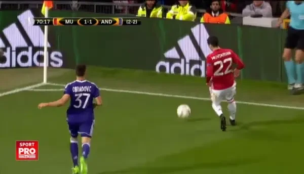 FABULOS! Noaptea NEAGRA a lui Zlatan Ibrahimovic. Cum a puttu sa trimita in doua faze cu TOATA poarta goala in fata