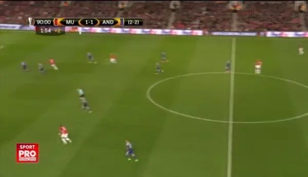 Sezon incheiat pentru Ibrahimovic? Faza la care arbitrul a crezut ca a simulat poate fi ultima la United VIDEO