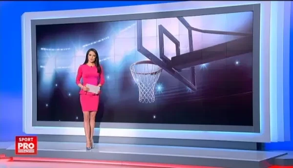 Are 16 ani, joaca la Steaua si e olimpic la 4 materii. Viseaza la NBA si o carte despre filosofie! VIDEO