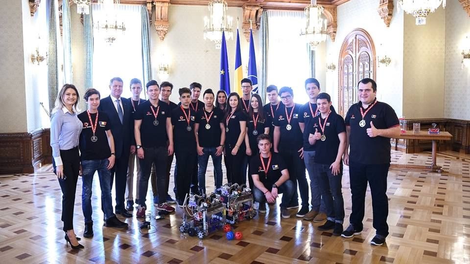 Exista o competitie la care patru echipe romanesti s-au calificat in finala! Cum poti vedea competitia live_2