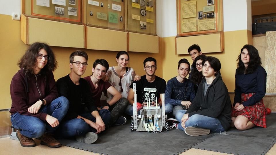 Exista o competitie la care patru echipe romanesti s-au calificat in finala! Cum poti vedea competitia live_8