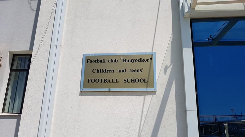 Un roman antreneaza in Uzbekistan, la echipa unde a jucat Rivaldo! 