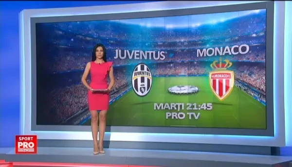 Reghe catre Gnohere: Ia zi, ma, iti plac blondinele, nu? :) Distractia lui Tamas azi la antrenament: a luat la tinta camerele TV, n-a nimerit niciuna