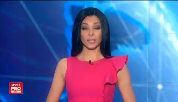 VIDEO INCREDIBIL: Toto Tamuz, fostul atacant al Petrolului, scos cu catusele din vestiar de politisti