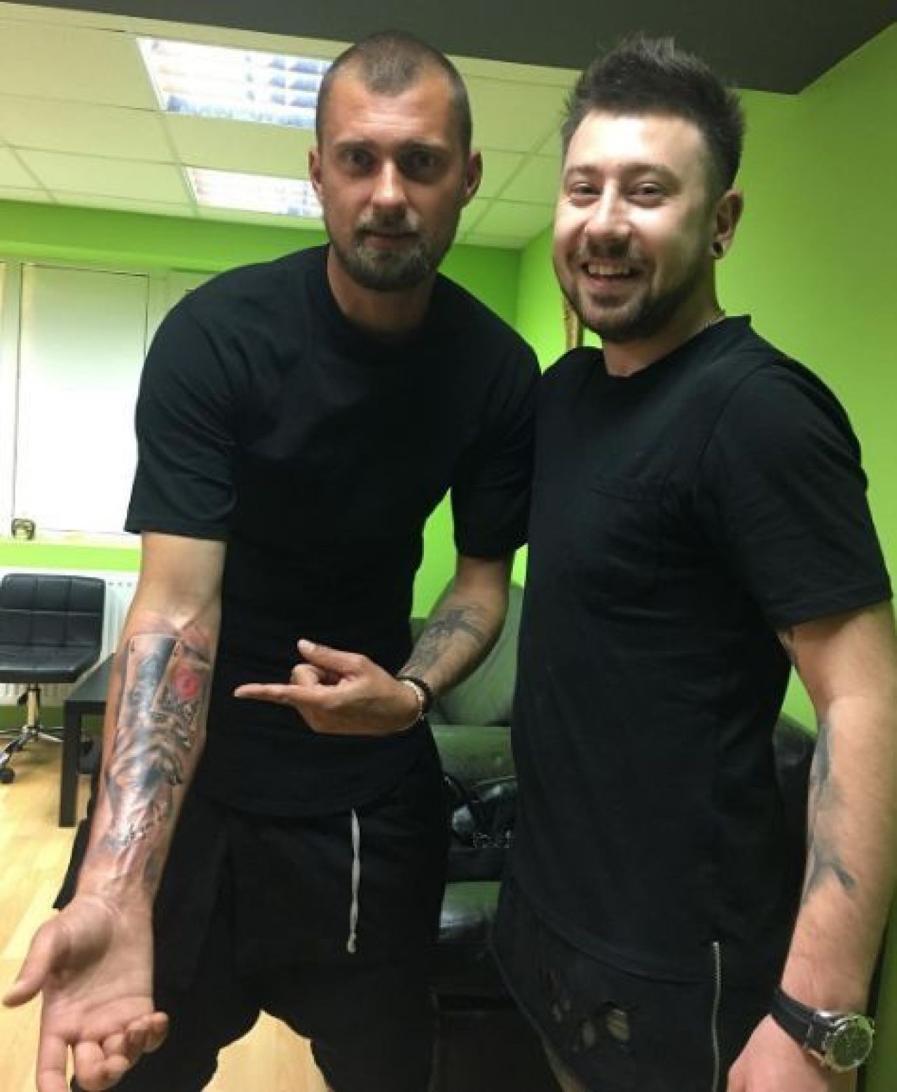 FOTO Tamas si-a facut tatuaj inaintea meciului de titlu cu Craiova! Ce mesaj INCREDIBIL si-a scris pe brat_2